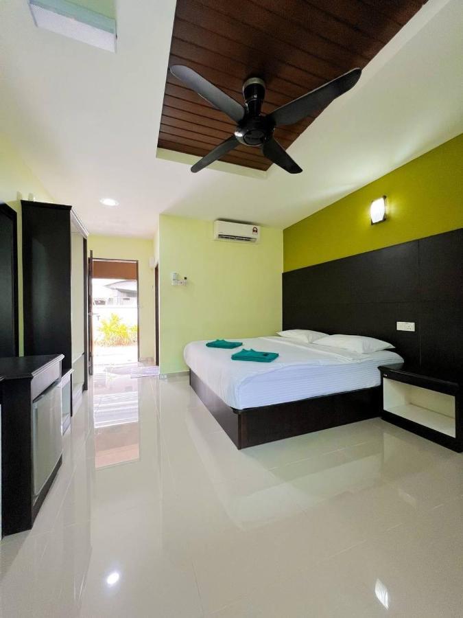 Chuu Pun Village Resort Pantai Cenang  Exteriér fotografie